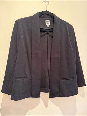 Anne Klein - Black Hip-Length Blazer